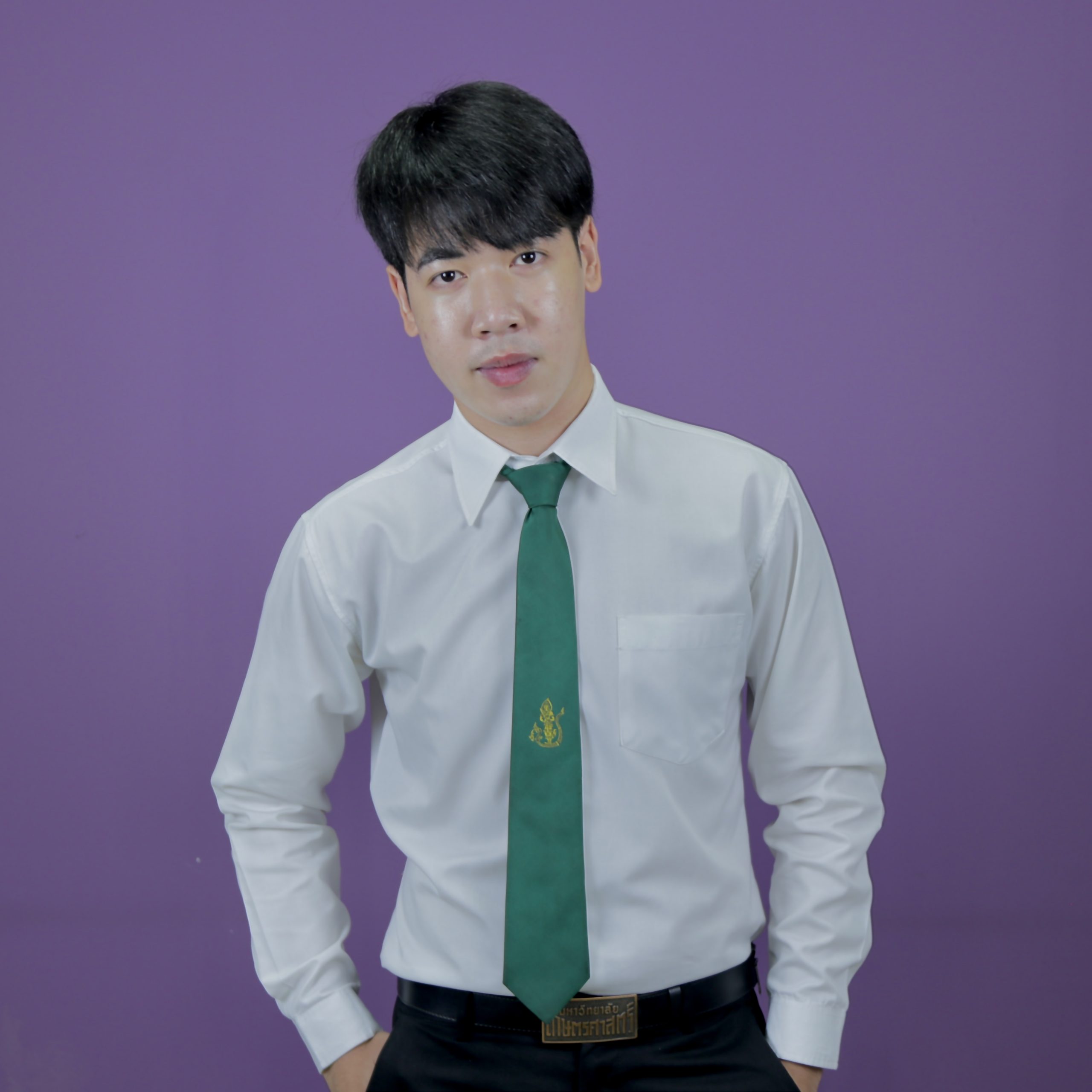 ชานนท์	นิลน้อย